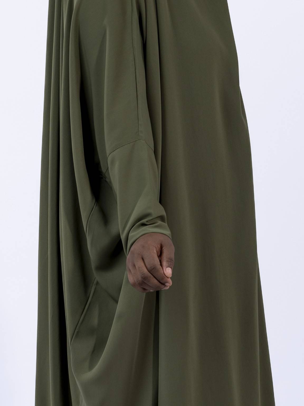 Jilbab 1 pièce Basic – Tissu Woolpeach Premium