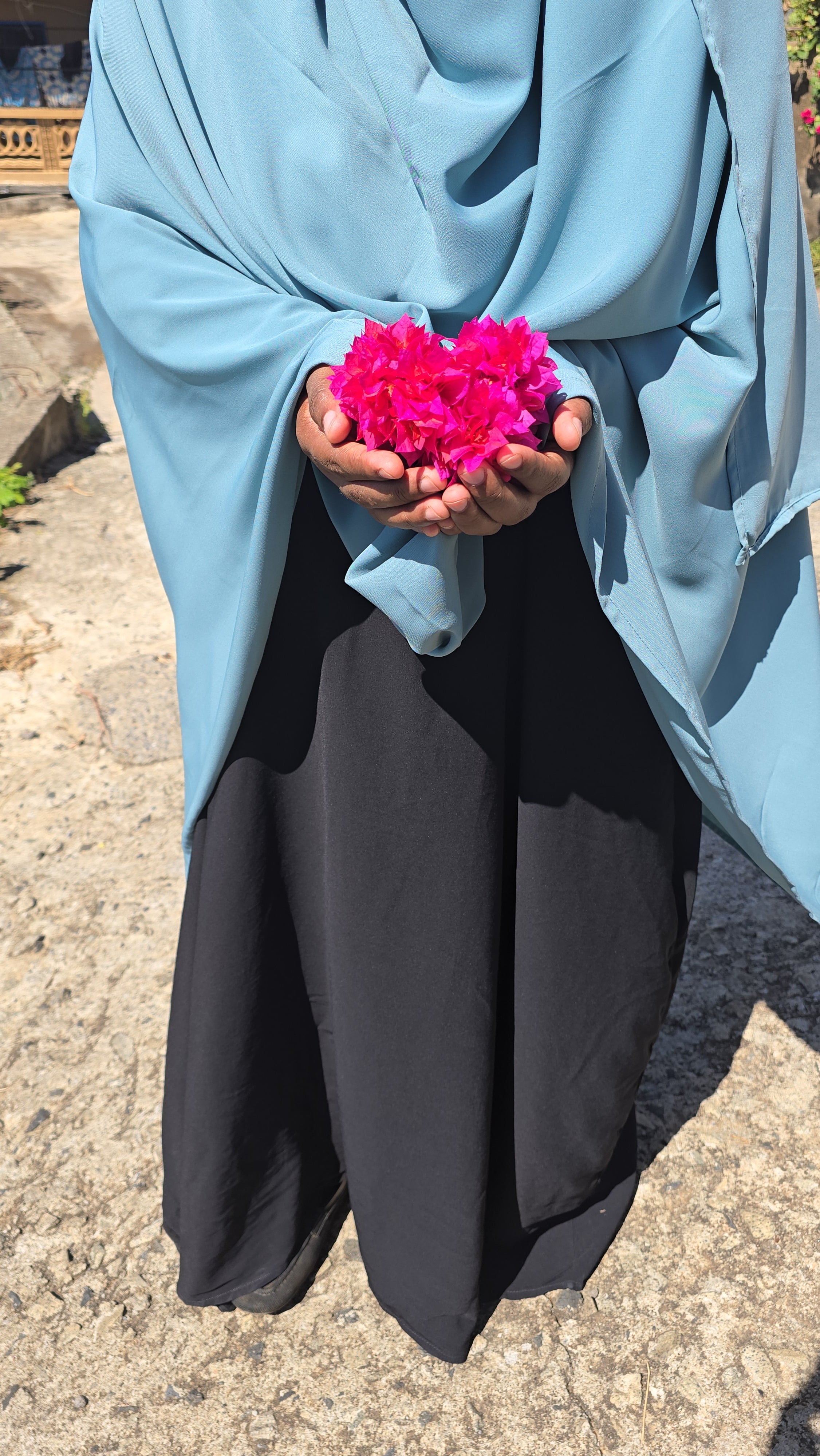Maxi Hijab prêt à enfiler – Tissu Woolpeach Premium